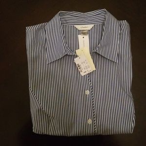 Women's Wrinkle Resistant Button Down Shirt